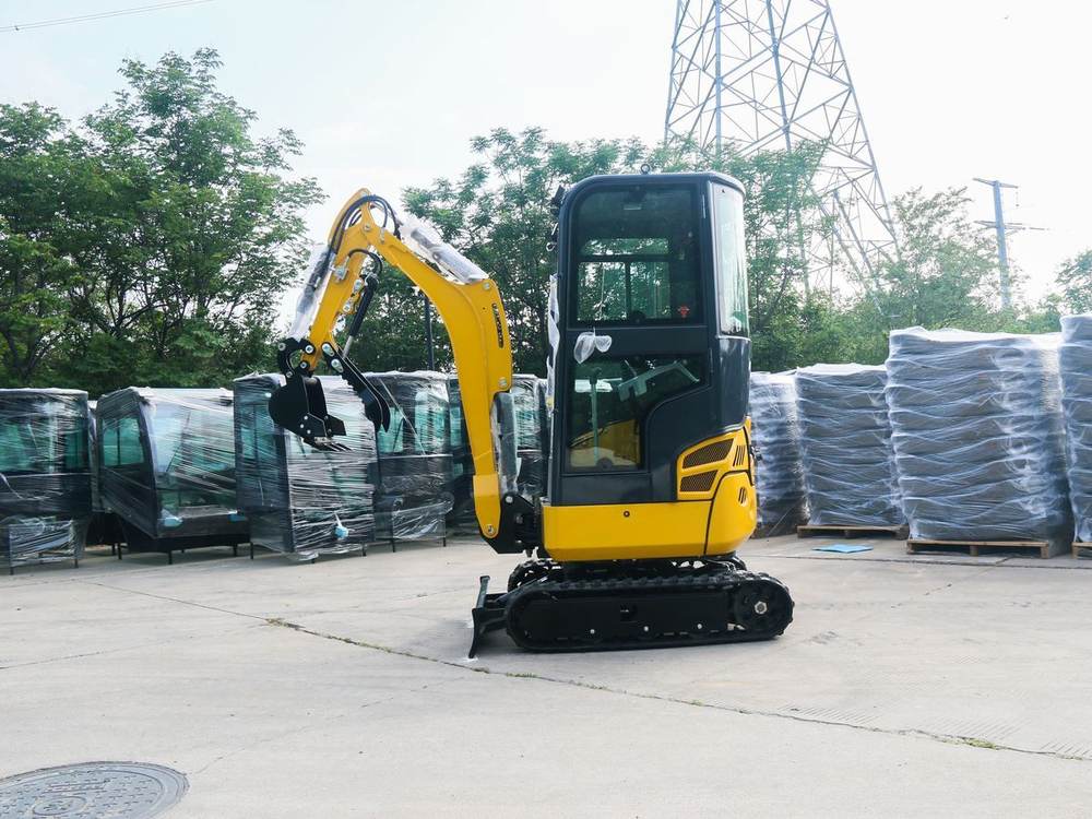 HG-18 excavator