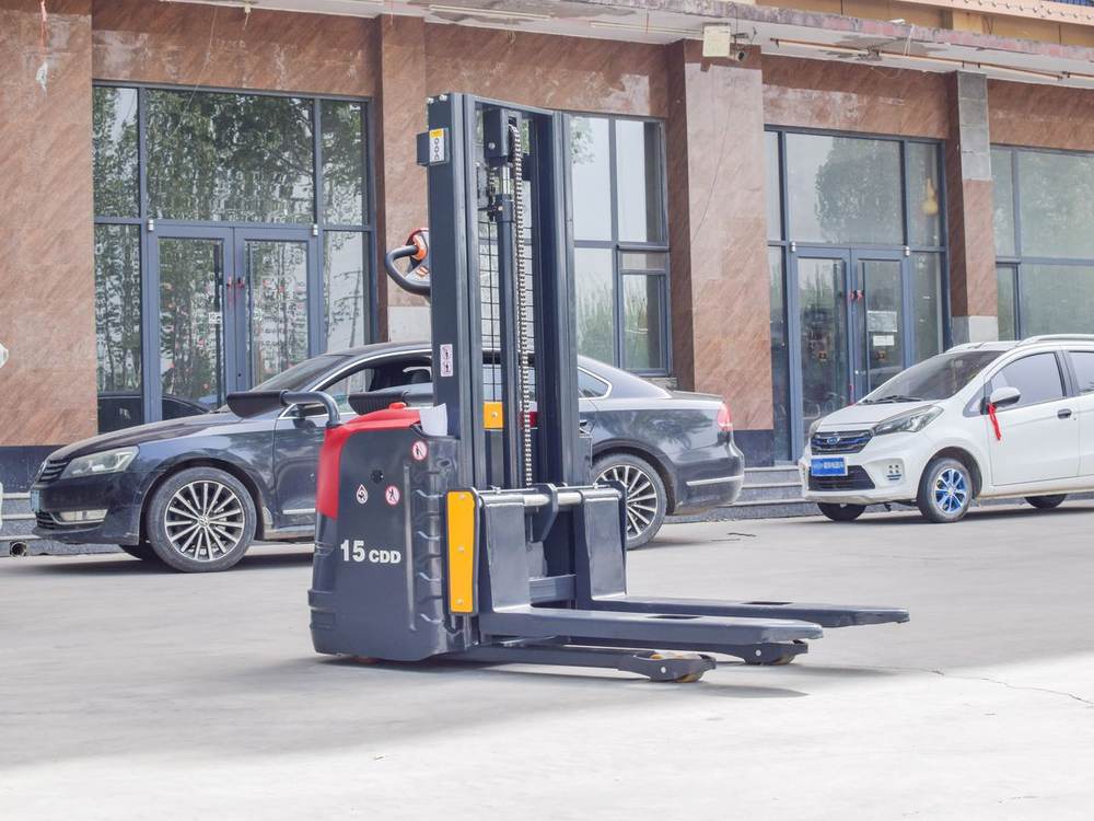HG-CDD15 1.5Ton Electric Pallet Stacker